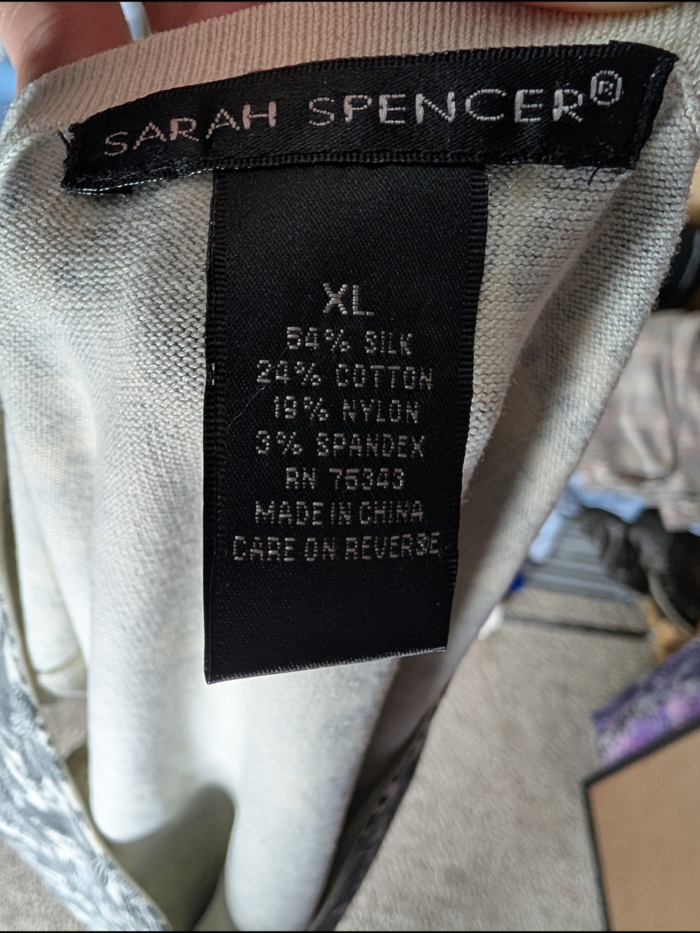 Sarah Spencer Silk Blend Floral Knit Tank Neutral Old Money Minimalist Top - Picture 5 of 5